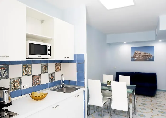 Marina Grande & Σορέντο