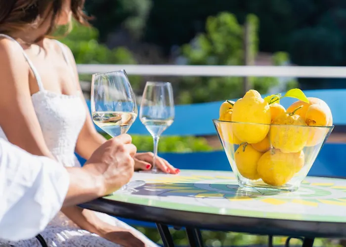 Marina Grande & * Σορέντο