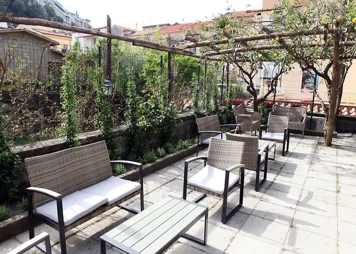 Διαμέρισμα Marina Grande & *